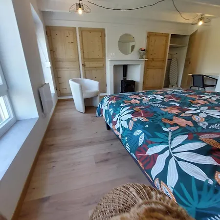 6 Personnes Aux Volets Verts Cappelle-Brouck