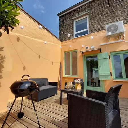 Vakantiehuis 6 Personnes Aux Volets Verts *